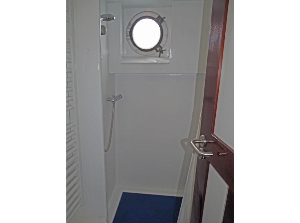 Fore ship, Accommodation